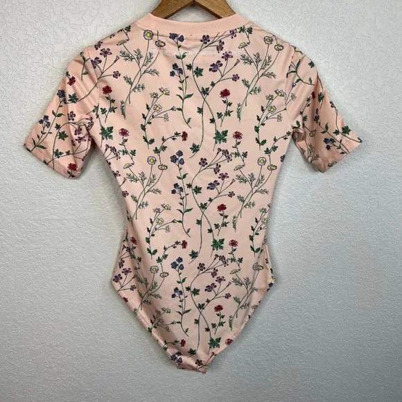 Adidas Floral Bodysuit Women's Size XS Pink Short Sleeve Casual Snap Closure - Picture 9 of 10